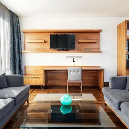 Hotel Metropol Palace, 5*