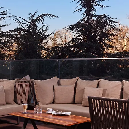 Metropol Palace, Hotel Belgrade