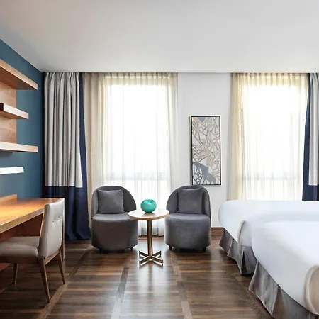 Metropol Palace, Hotel 5*