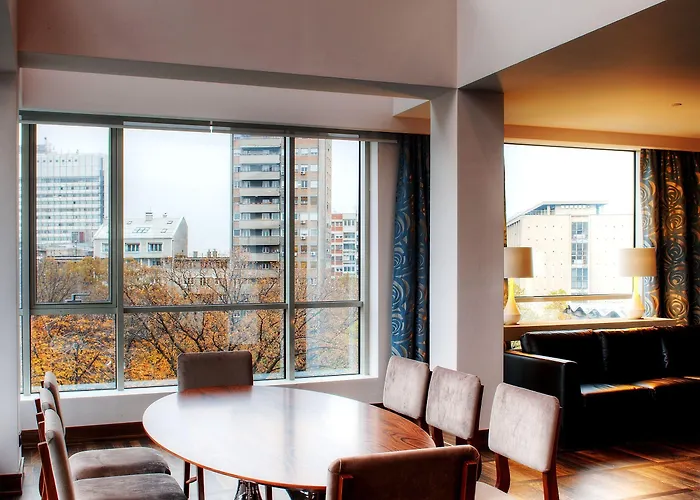 Metropol Palace, Hotel 5*