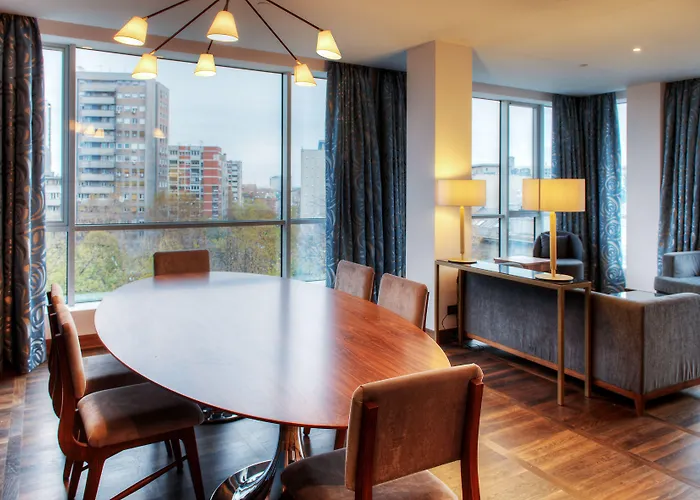 Metropol Palace, Szálloda 5*